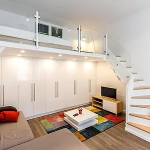 Apartament A59, Budapeszt